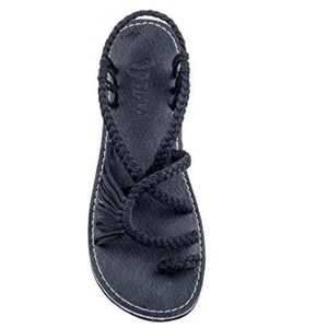 Plaka Hand-Woven Sandals Sz  NWOT